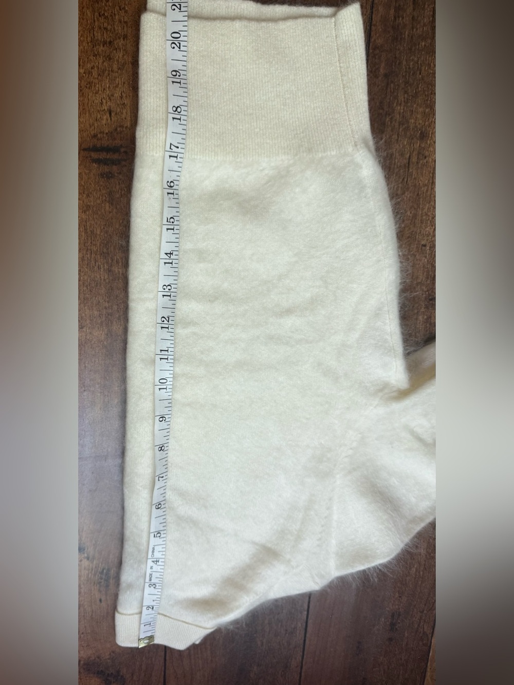 NWT Naked Cashmere Brushed Cashmere Polo Elbow Sleeve Sweater Ivory Ecru M/L - Picture 14 of 14